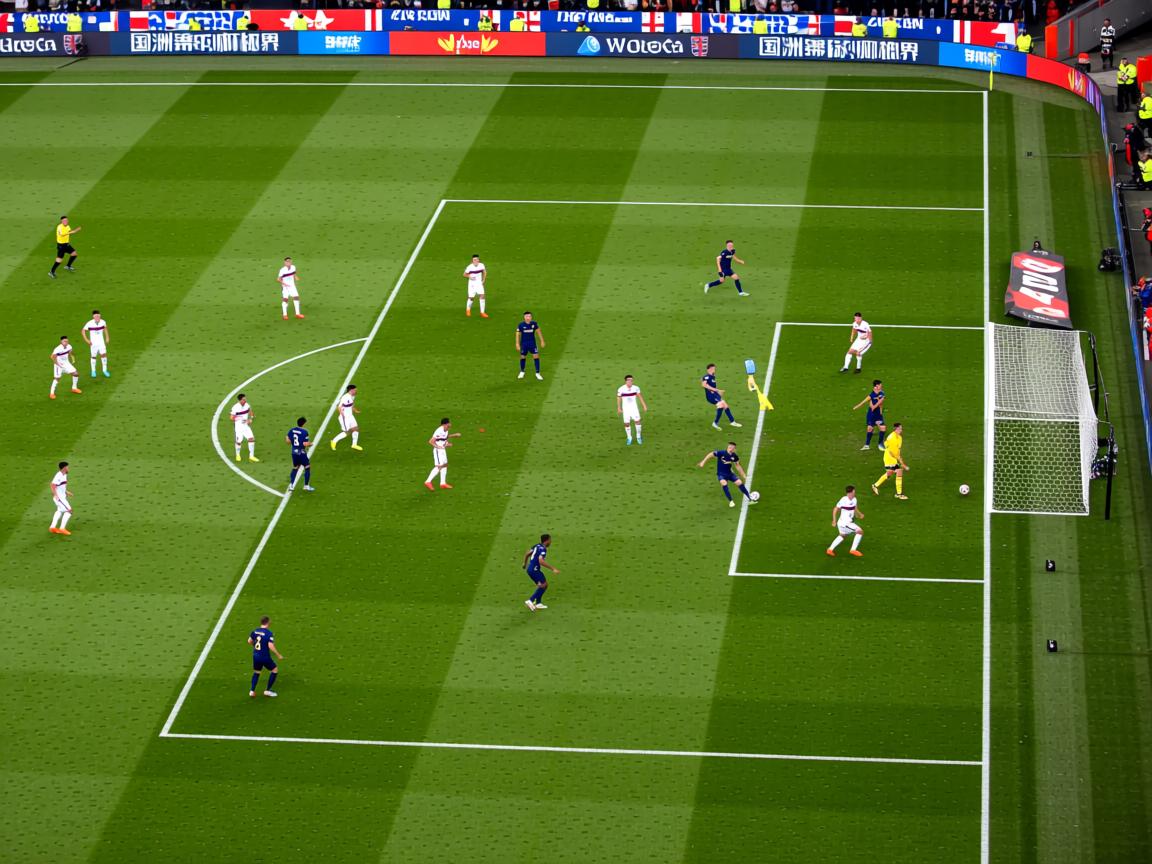 爱游戏体育-五大联赛防线年龄结构是否决定联赛成绩走向，五大联赛标准  第2张